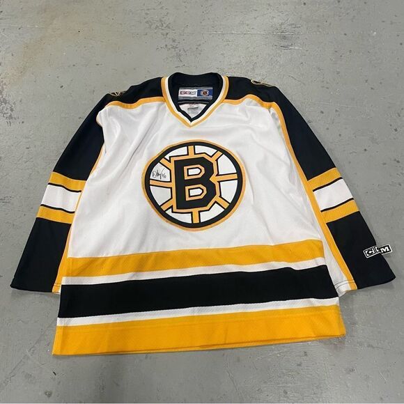 CCM NHL Boston Bruins SIGNED David Krejci Hockey Jersey Size Large - Picture 1 of 8